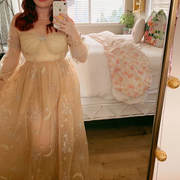 Lurelly Neptune Gown - Picture 2 of 4